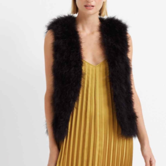 Club Monaco Jackets & Blazers - Club Monaco Violet Feather Vest